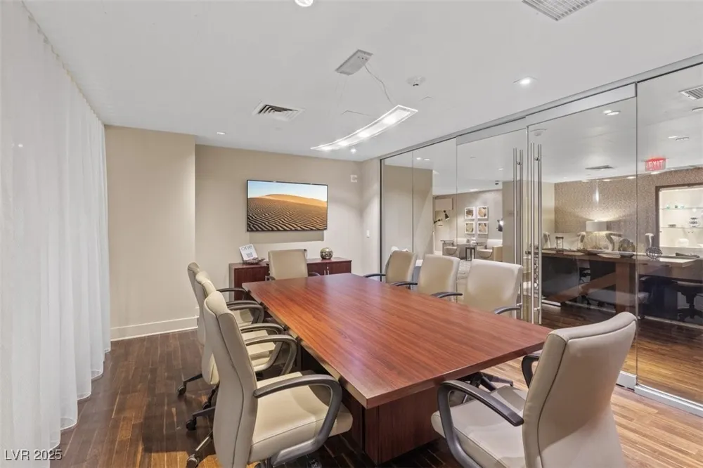 8255 Las Vegas Boulevard #1905 Las Vegas, NV 89123