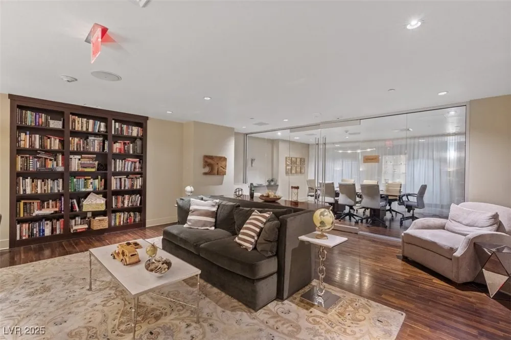 8255 Las Vegas Boulevard #1905 Las Vegas, NV 89123