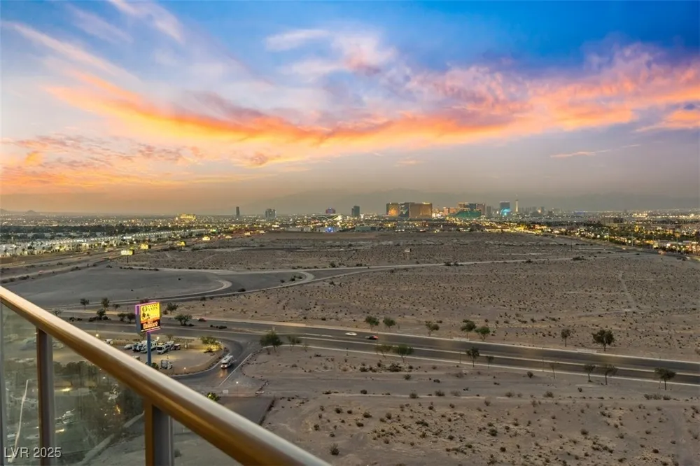 8255 Las Vegas Boulevard #1905 Las Vegas, NV 89123