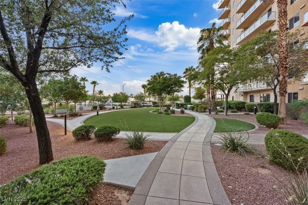 8255 Las Vegas Boulevard #1905 Las Vegas, NV 89123