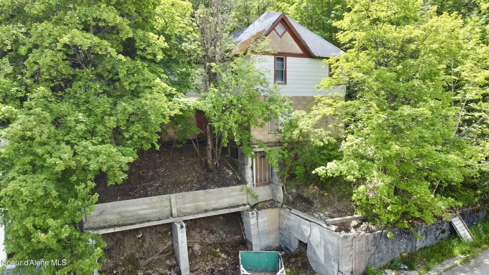 408 High Bank Street Wallace, ID 83873