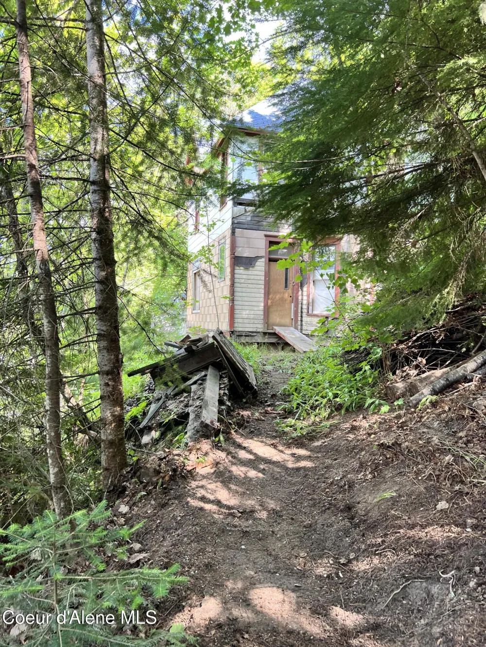 408 High Bank Street Wallace, ID 83873