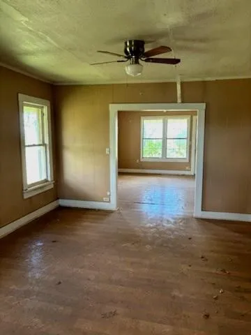 617 W Price Street Floydada, TX 79235