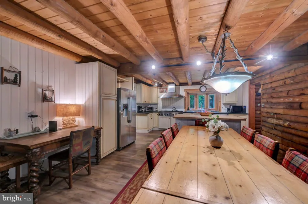 217 LOWER VALLEY DRIVE Kunkletown, PA 18058