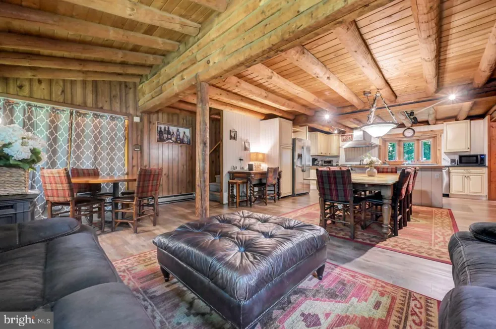 217 LOWER VALLEY DRIVE Kunkletown, PA 18058