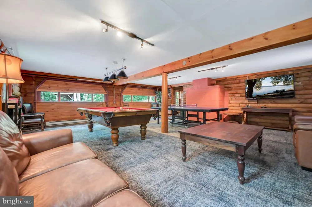 217 LOWER VALLEY DRIVE Kunkletown, PA 18058