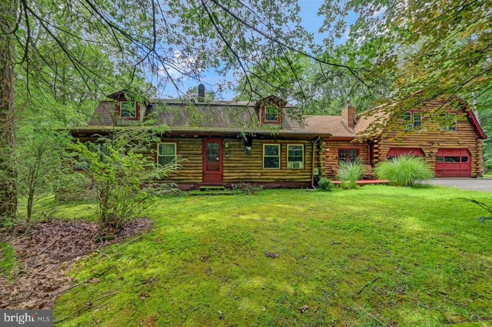 217 LOWER VALLEY DRIVE Kunkletown, PA 18058