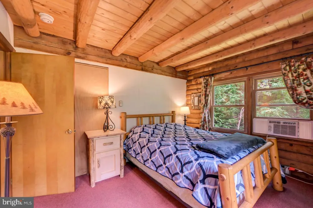 217 LOWER VALLEY DRIVE Kunkletown, PA 18058