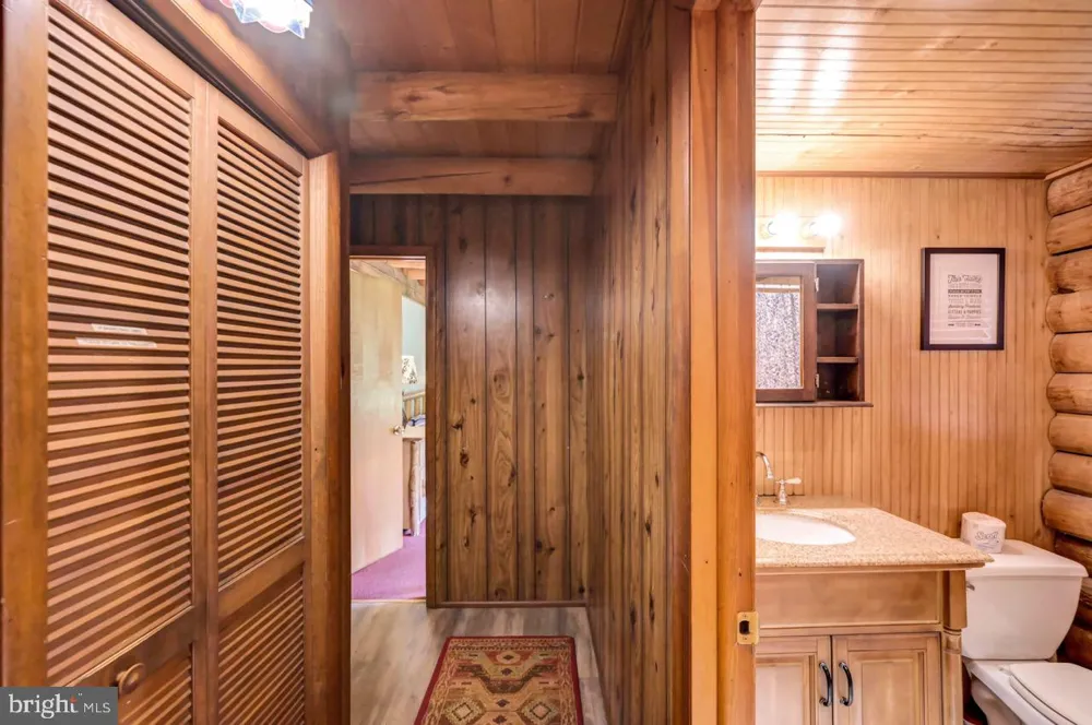 217 LOWER VALLEY DRIVE Kunkletown, PA 18058