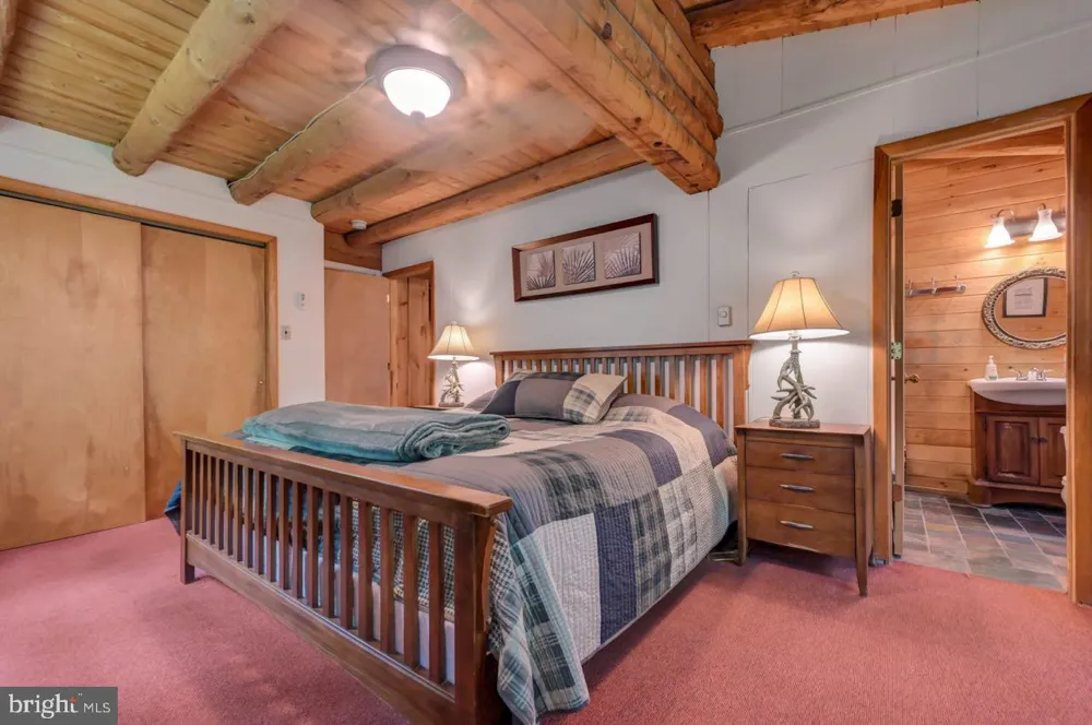 217 LOWER VALLEY DRIVE Kunkletown, PA 18058