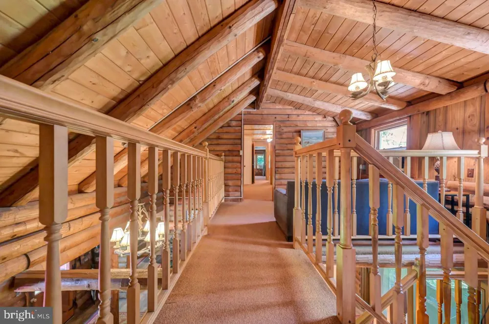 217 LOWER VALLEY DRIVE Kunkletown, PA 18058