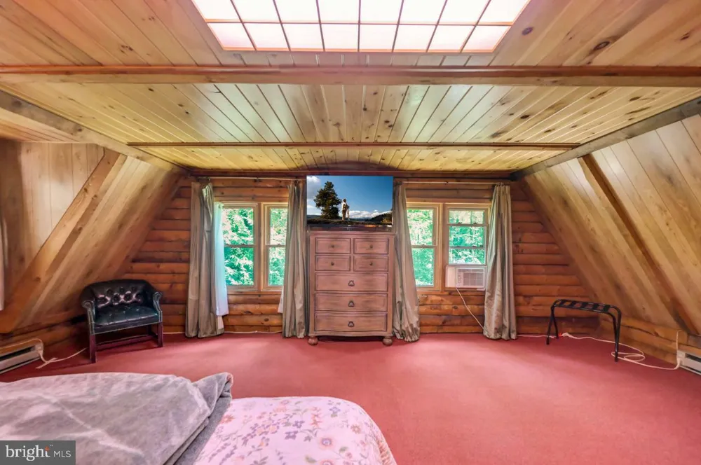217 LOWER VALLEY DRIVE Kunkletown, PA 18058