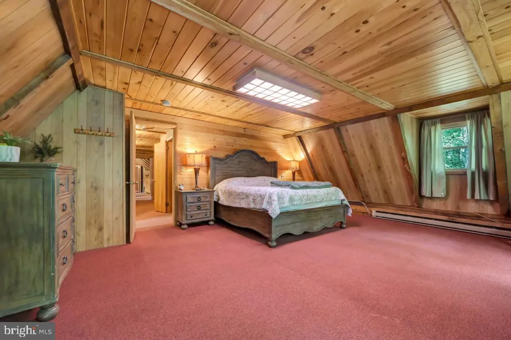 217 LOWER VALLEY DRIVE Kunkletown, PA 18058