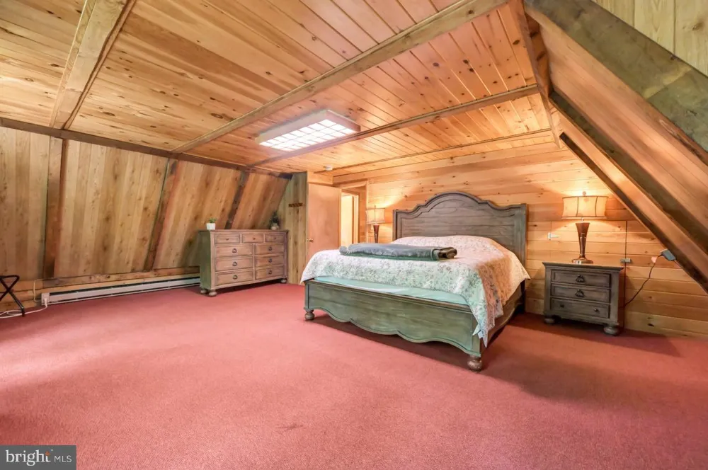 217 LOWER VALLEY DRIVE Kunkletown, PA 18058
