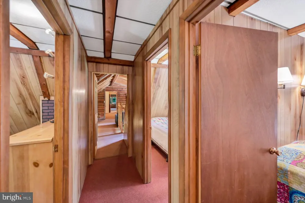 217 LOWER VALLEY DRIVE Kunkletown, PA 18058