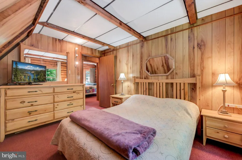 217 LOWER VALLEY DRIVE Kunkletown, PA 18058
