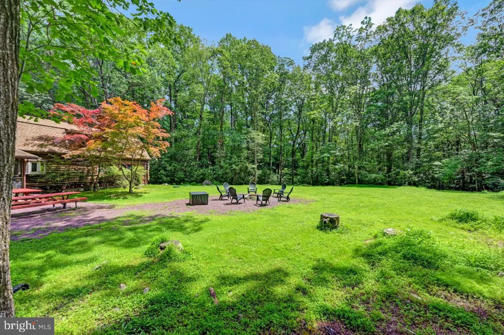 217 LOWER VALLEY DRIVE Kunkletown, PA 18058