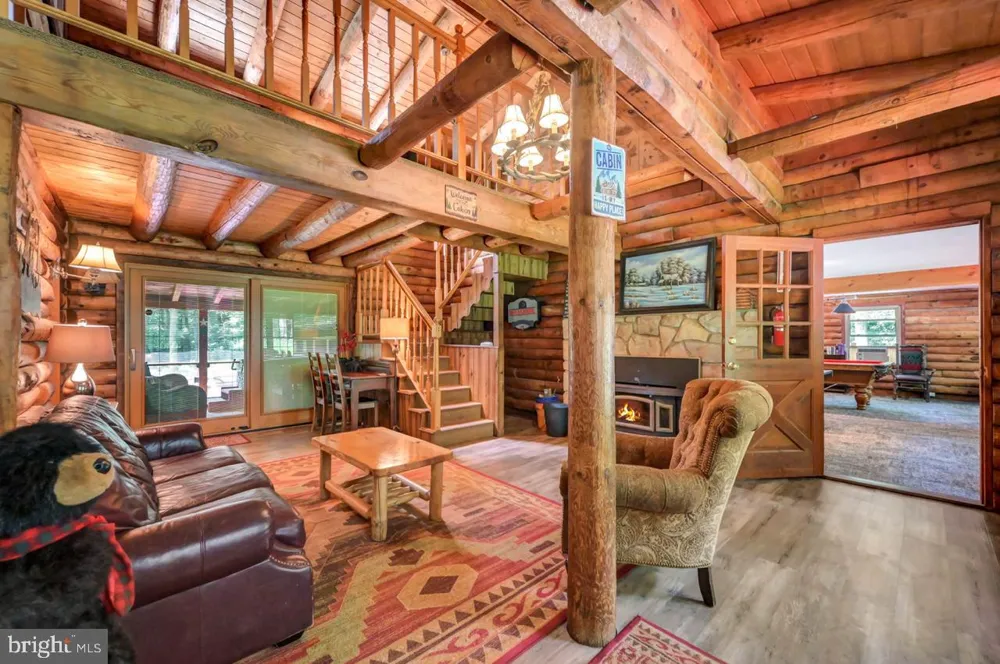 217 LOWER VALLEY DRIVE Kunkletown, PA 18058