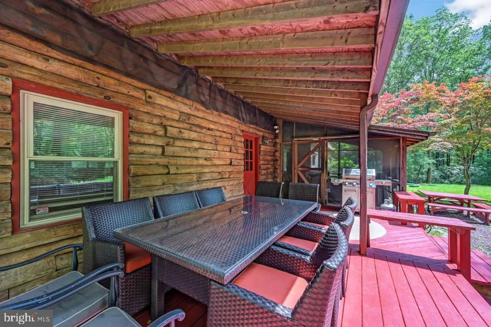 217 LOWER VALLEY DRIVE Kunkletown, PA 18058