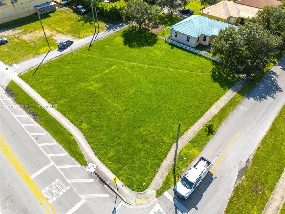 604 SW 6th Ave Homestead, FL 33030