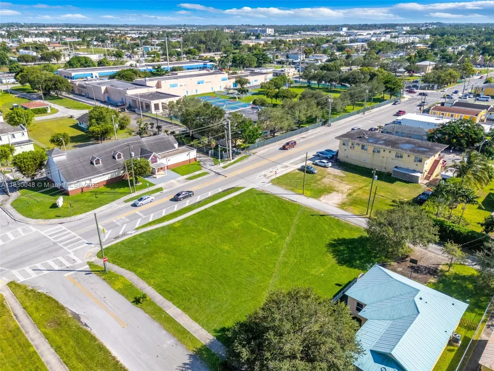 604 SW 6th Ave Homestead, FL 33030
