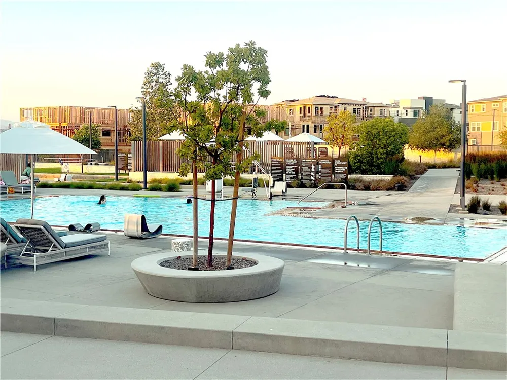 27620 Symphony Place Valencia, CA 91381