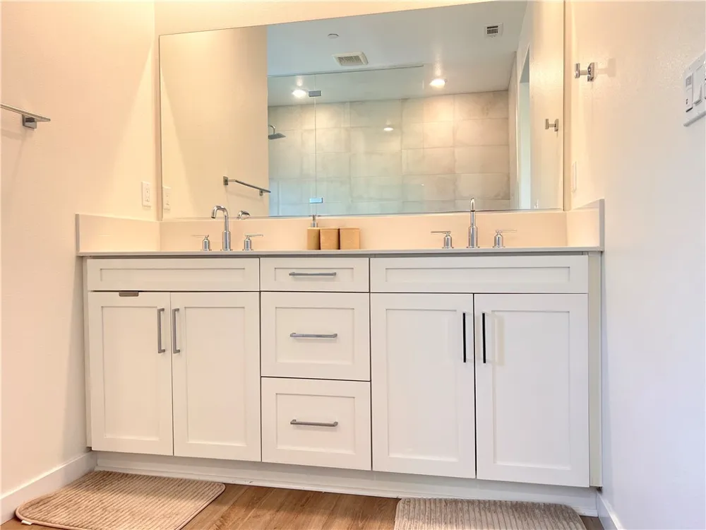 27620 Symphony Place Valencia, CA 91381