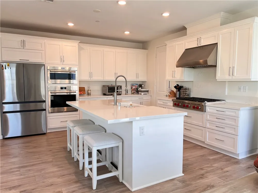 27620 Symphony Place Valencia, CA 91381