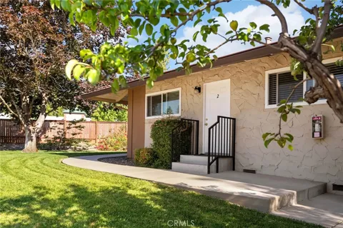 6118 Clark
