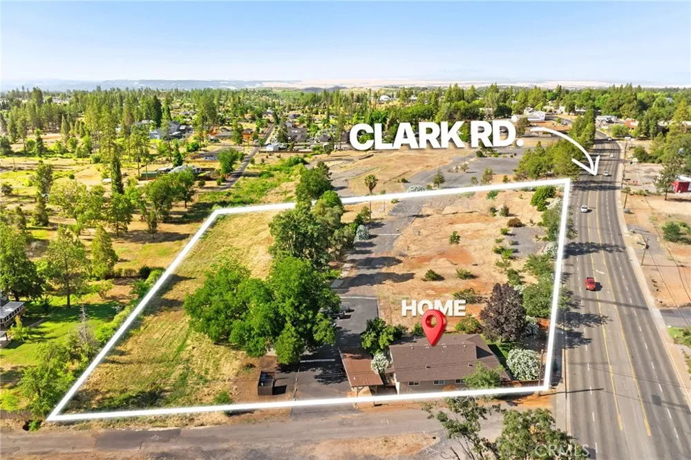 6118 Clark Paradise, CA 95969