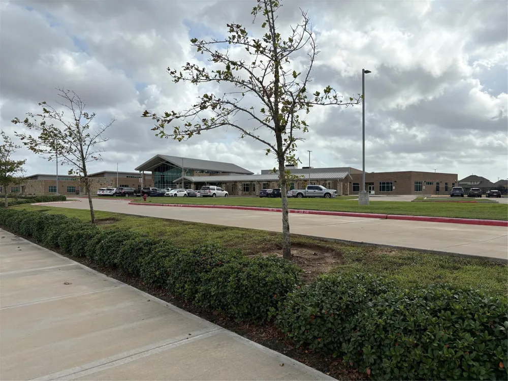 331 W Bend Drive League City, TX 77573