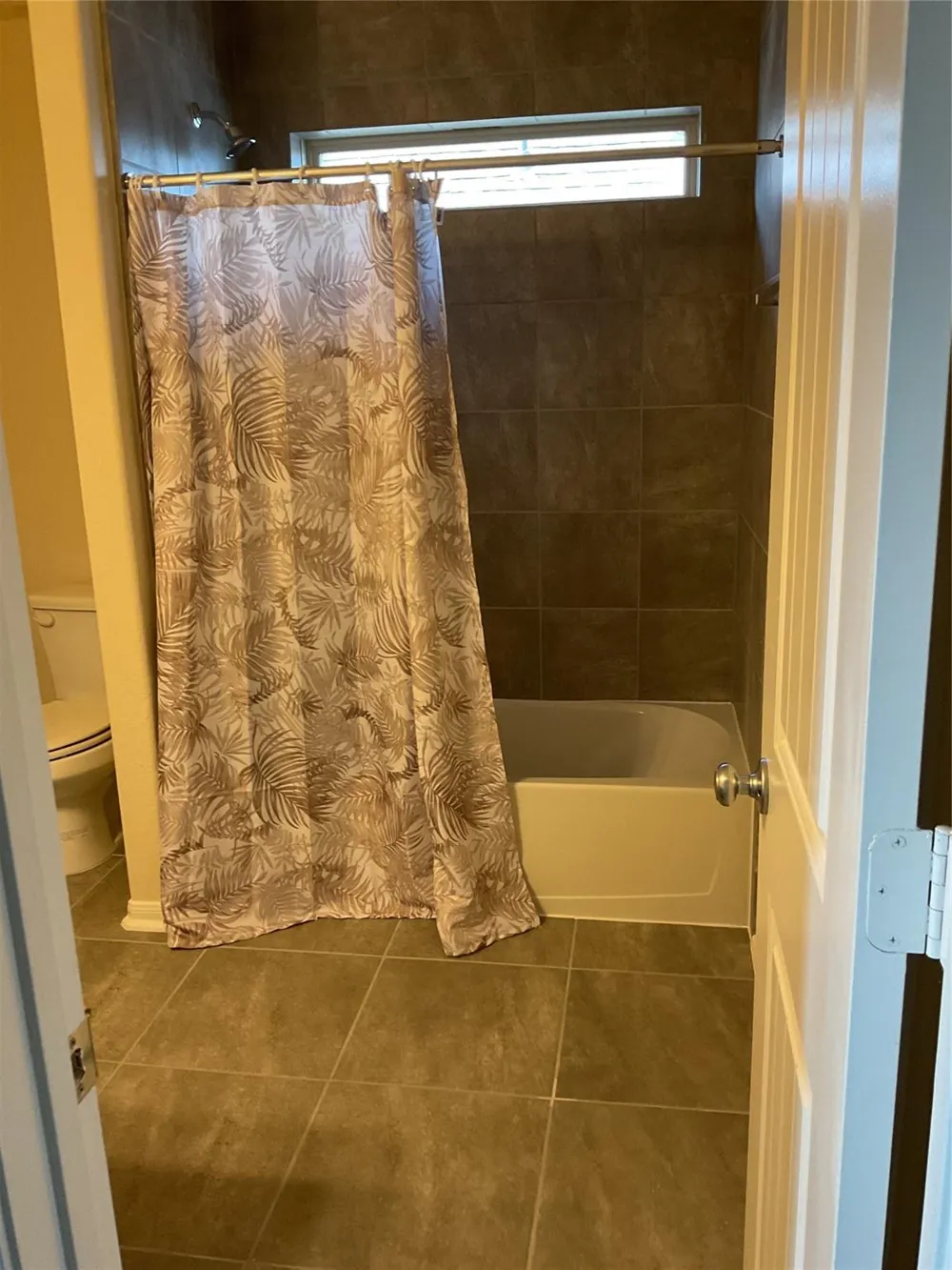 331 W Bend Drive League City, TX 77573