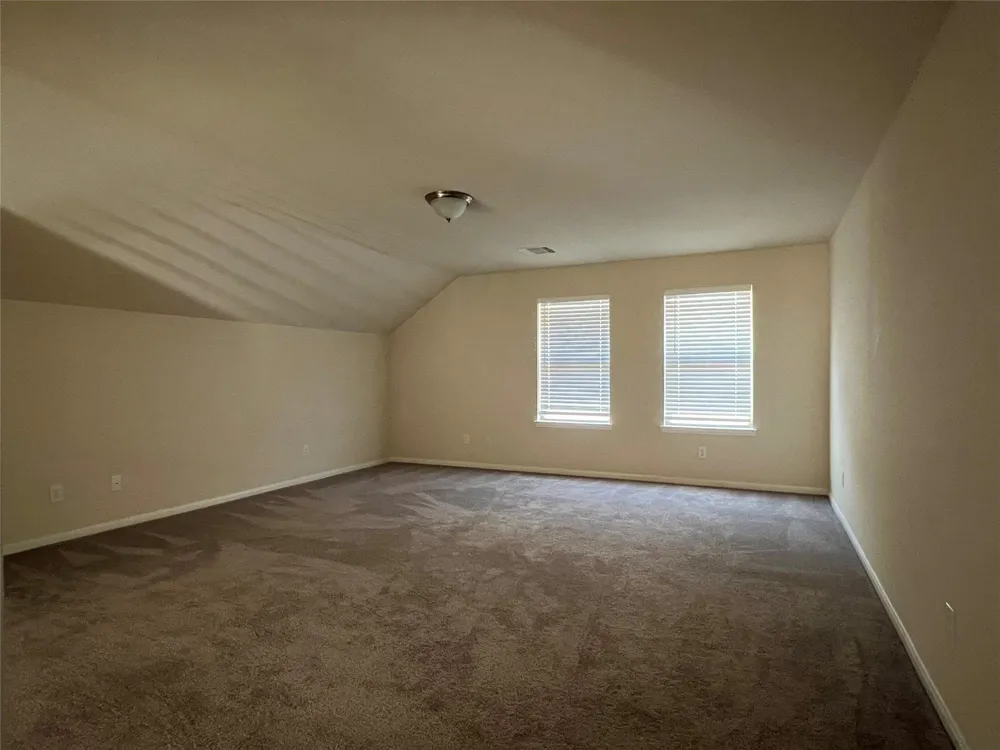 331 W Bend Drive League City, TX 77573