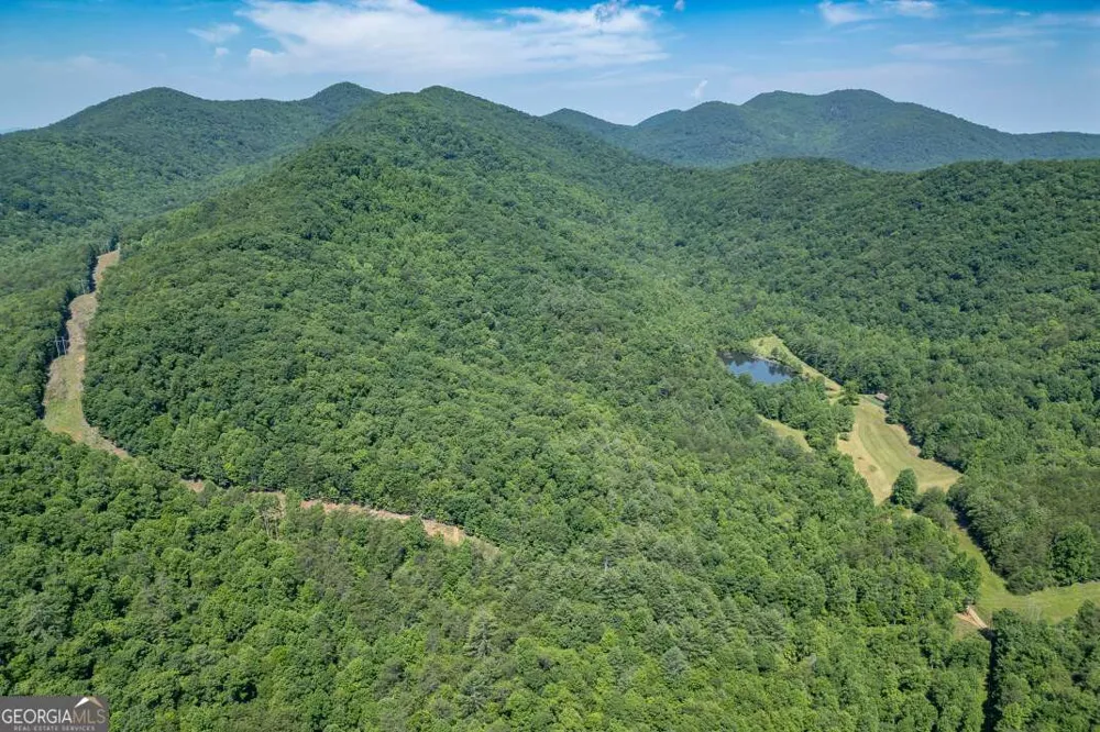 26.18 AC Green RD Young Harris, GA 30582