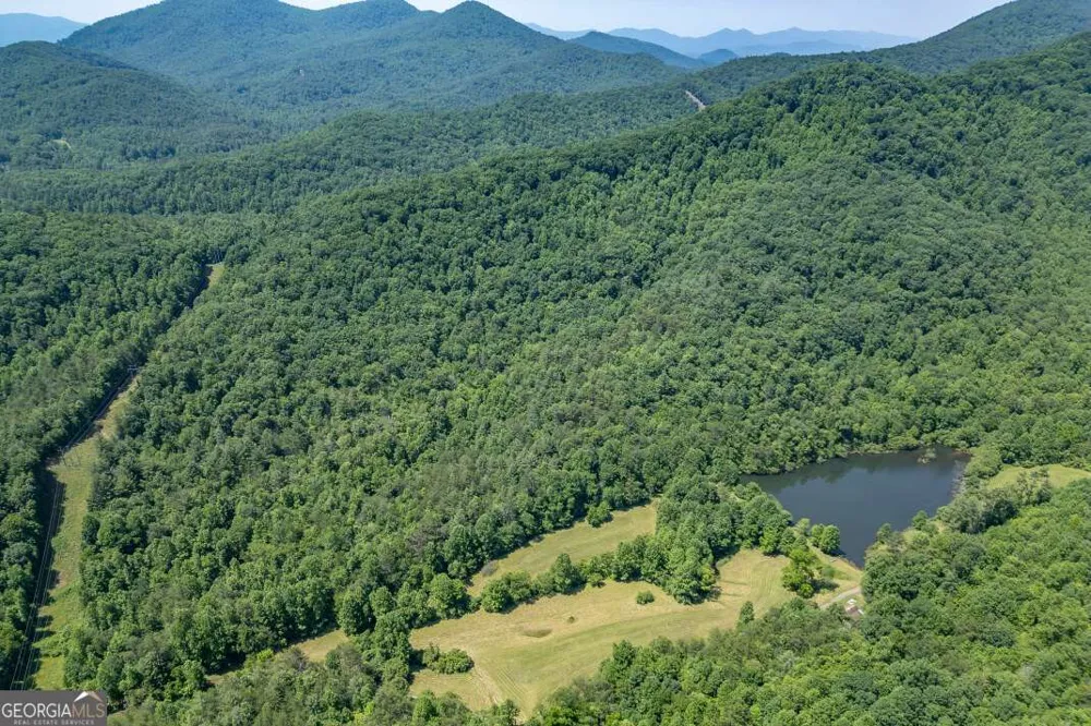26.18 AC Green RD Young Harris, GA 30582
