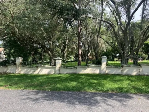 116 W MAGNOLIA AVENUE