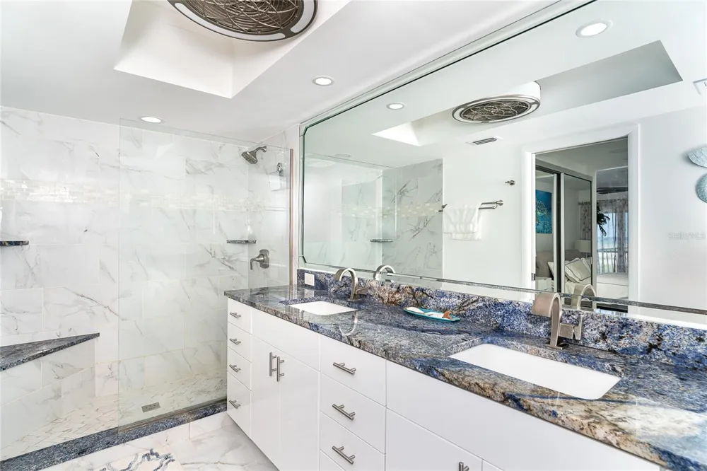 7500 PALM ISLAND DRIVE S #2111 Placida, FL 33946