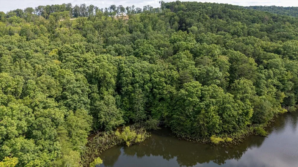 2148 Topside Drive Spencer, TN 38585
