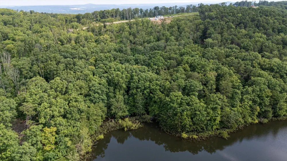 2148 Topside Drive Spencer, TN 38585