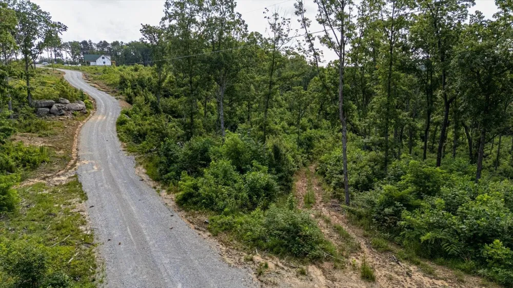 2148 Topside Drive Spencer, TN 38585