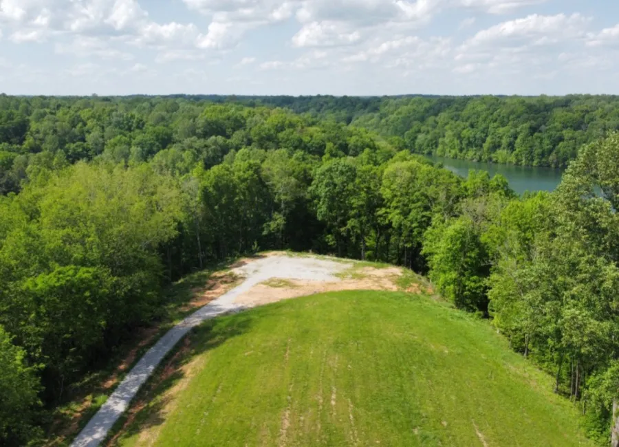 5 Anderton Branch Road Winchester, TN 37398