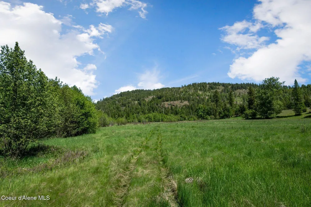 2902 Jewel Lake Road, Lot 1 Sagle, ID 83860