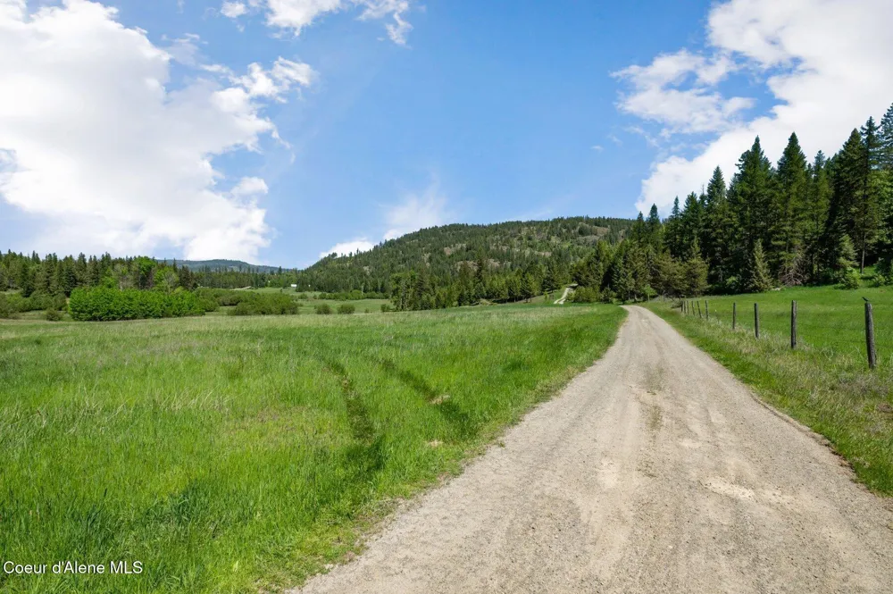 2902 Jewel Lake Road, Lot 1 Sagle, ID 83860