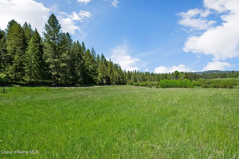 2902 Jewel Lake Road, Lot 3 Sagle, ID 83860