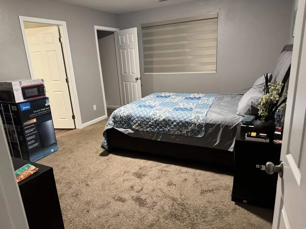 2624 E E 3rd st National City, CA 91950