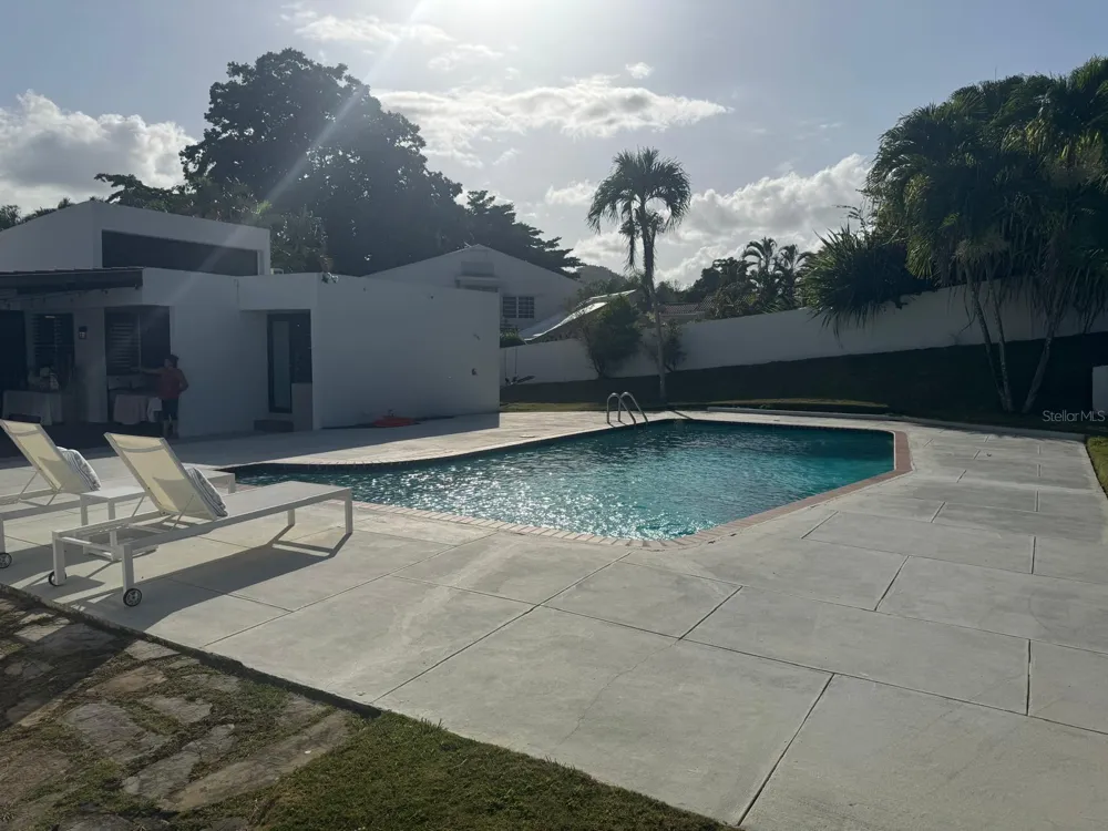 G24 CARRETERA 834 KM 2.4 BO. HATO NUEVO Guaynabo, PR 00971