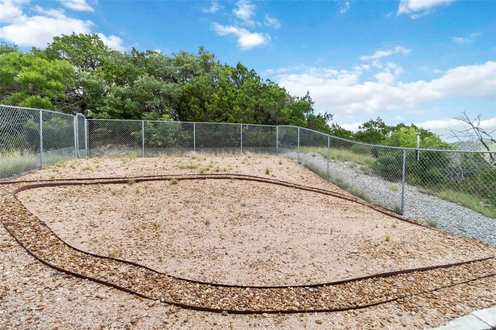 633 Flaman Road Canyon Lake, TX 78133