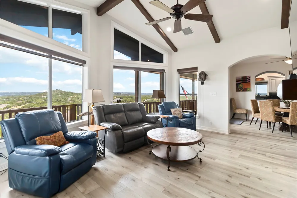 633 Flaman Road Canyon Lake, TX 78133