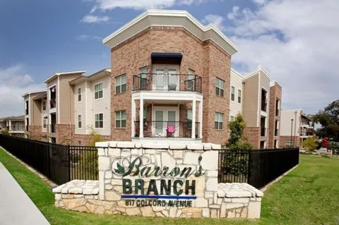 817 Colcord Ave