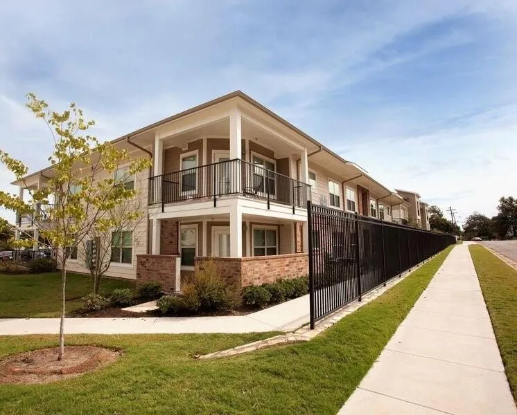 817 Colcord Ave Waco, TX 76707